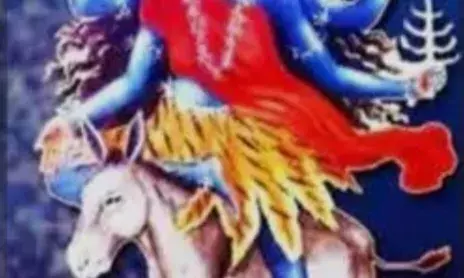 शक्ति पीठो पर उमड़ी रविवार को भक्तों की भीड़, की जा रही है कालरात्रि की पूजा