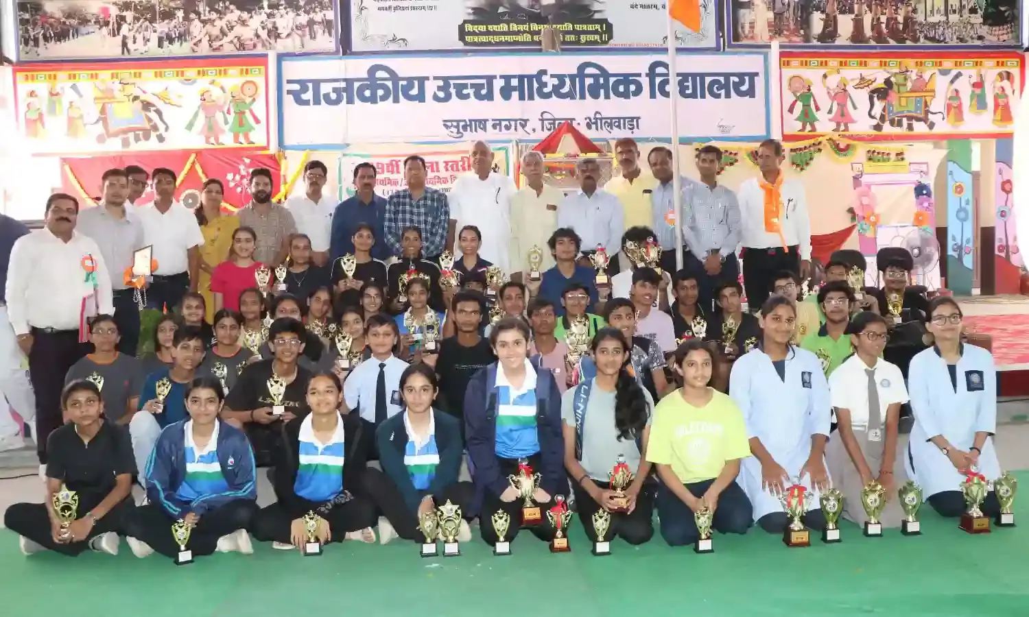 बैडमिंटन प्रतियोगिता का हुआ समापन