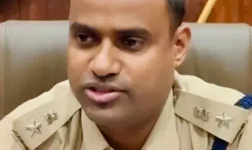 बजरी माफियाओं पर एसपी की कड़ाई – थानेदार समेत तीन निलंबित, नेताओं तक आंच की चर्चा,ट्रैप से बचे बजरी माफियाओं पर एसपी की कड़ाई – थानेदार समेत तीन निलंबित, नेताओं तक आंच की चर्चा,ट्रैप से बचे