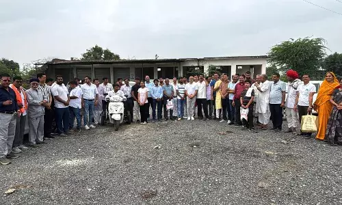 सुख-शांति व सेवा के संकल्प के साथ मित्रमण्डल व भक्तजनों ने की श्री भरका माताजी तक सद्भावना पदयात्रा