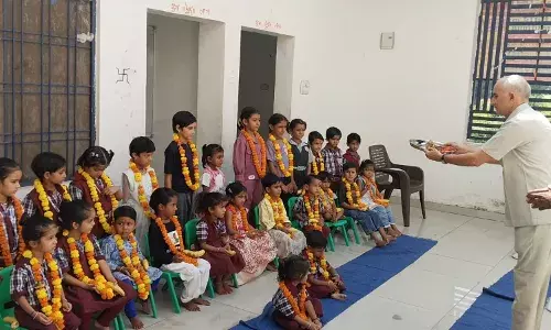 नवरात्रि महोत्सव में किया कन्या पूजन