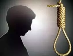 युवक ने फांसी लगाकर दी जान, पैरालेसिस से था परेशान युवक ने फांसी लगाकर दी जान, पैरालेसिस से था परेशान