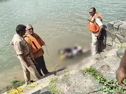 शिप्रा नदी में मिले भीलवाड़ा से अगवा किशोरी व आरोपित के शवों का परिजनों ने उज्जैन में ही कर दिया अंतिम संस्कार