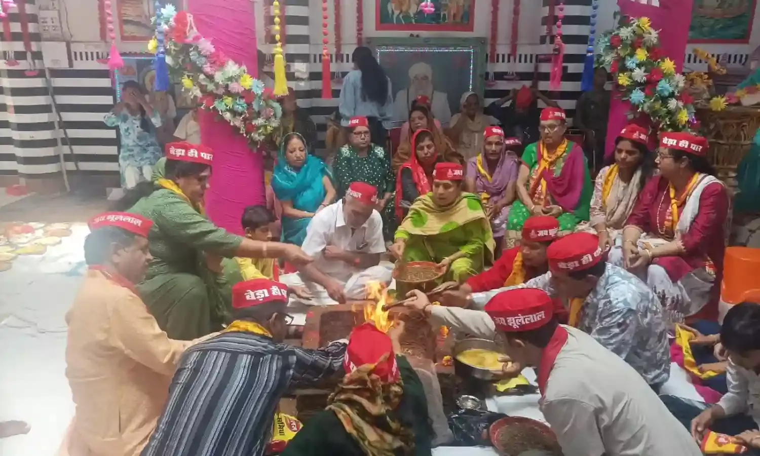 झूलेलाल मन्दिर में किया 251 कन्याओ का सामूहिक पूजन