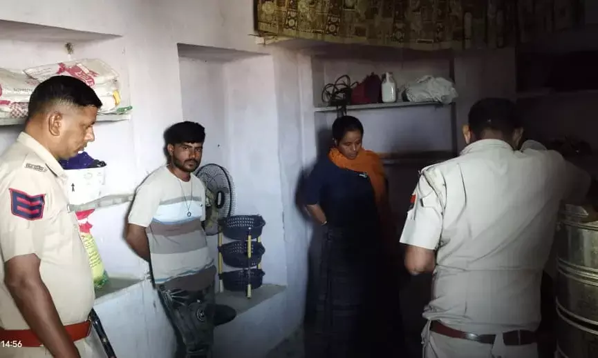 दिनदहाड़े तीन गांवों में लाखों के सोने चांदी के आभूषण व नकदी चोरी