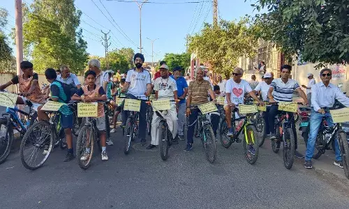 भीलवाड़ा में निकली अनूठी साइकिल रैली, तीन पीढ़ियां बनीं प्रेरणा का स्रोत भीलवाड़ा में निकली अनूठी साइकिल रैली, तीन पीढ़ियां बनीं प्रेरणा का स्रोत