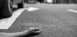 सडक़ हादसे में पिता की मौत, बेटा घायल, कृषि कार्य करते दो किसानों की गई जान