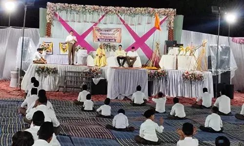 संघ का विजयादशमी उत्सव: घुमंतु समाज की मातृशक्ति ने किया शस्त्र पूजन
