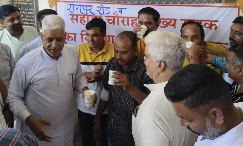 गंगापुर में अनशन के तीसरे दिन प्रमुख बातों पर बनी सहमति, अनशन हुआ समाप्त गंगापुर में अनशन के तीसरे दिन प्रमुख बातों पर बनी सहमति, अनशन हुआ समाप्त