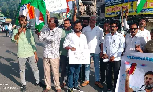 भाजपा के राष्ट्रीय प्रवक्ता पिंटू महादेव का पुतला फूंककर जताया विरोध