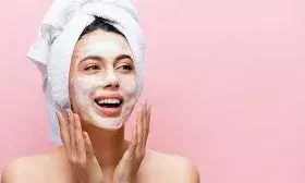 दिवाली की सफाई में न खोएं त्वचा की चमक, ध्यान रखें ये टिप्स