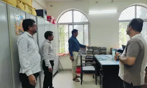 आबकारी विभाग में स्वच्छता के लिए श्रमदान, स्वच्छता से ही स्वास्थ्य - आबकारी आयुक्त