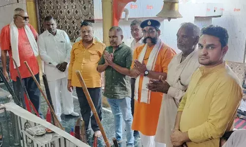 शस्त्र से ही शास्त्र की रक्षा होगी” - सीताराम बाबा, दशहरे पर हिंदू जागरण मंच ने किया शस्त्र पूजन