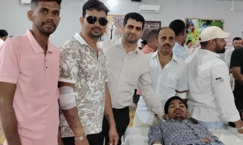 गांधी और शास्त्री की जयंती पर रक्तदान शिविर  का आयोजन