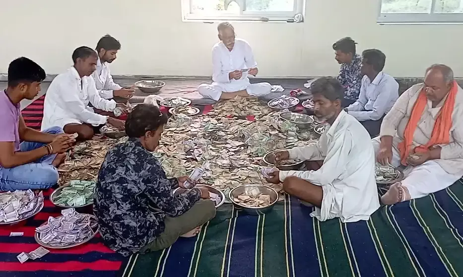 श्री धनोप माता मंदिर भंडारण से 23.59 लाख की राशि निकली