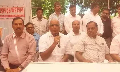 प्रोसेस हाउसों की अतिरिक्त लेवी के विरोध में व्यापारियों ने दी फैक्ट्रियां बंद करने की चेतावनी