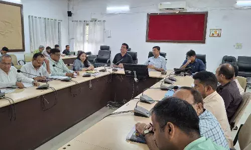 फोटो-वीडियो या नियम सहित तैयार करे समाधान रिपोर्ट, प्रभावी रूप से करे परिवेदनाओं के निस्तारण- जिला कलेक्टर