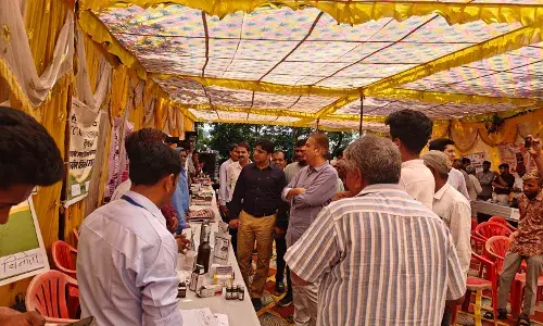 प्रमुख सचिव भवानी सिंह देथा ने किया ग्रामीण सेवा शिविर का निरीक्षण