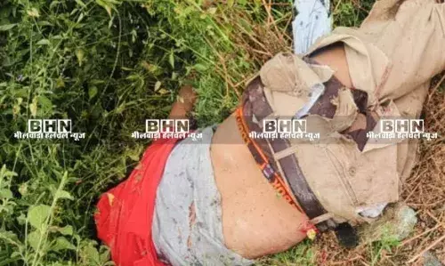 ट्रेन की चपेट में आने से युवक की मौत, हाथ पर गुदा टैटू, मोबाइल मिला पर सिम नहीं ट्रेन की चपेट में आने से युवक की मौत, हाथ पर गुदा टैटू, मोबाइल मिला पर सिम नहीं