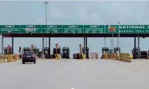 फास्टैग नहीं लगाया तो कैश में देना होगा दोगुना टोल, UPI से चुकाने पर लगेगा 1.25 गुना