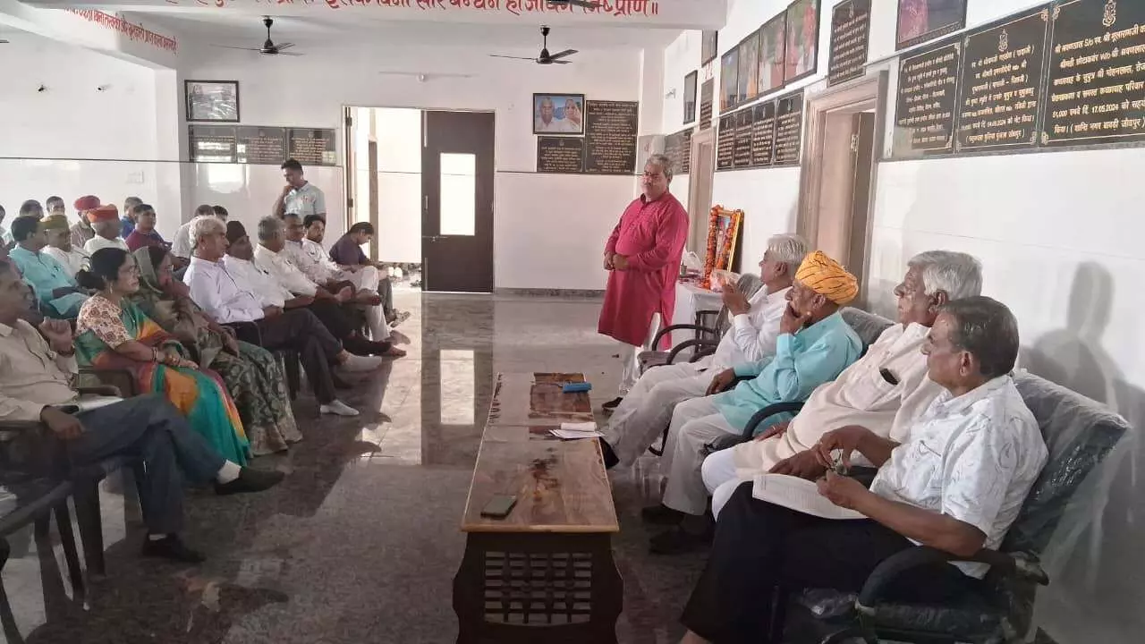 अखिल भारतीय माली सेवा सदन संस्थान की बैठक सम्पन्न अखिल भारतीय माली सेवा सदन संस्थान की बैठक सम्पन्न