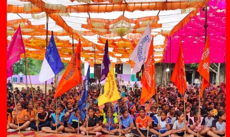 खजीना में संभाग स्तरीय क्रीड़ा प्रतियोगिता की शुरुआत, उद्घाटन से पहले हुई 21 कन्याओं की पूजन खजीना में संभाग स्तरीय क्रीड़ा प्रतियोगिता की शुरुआत, उद्घाटन से पहले हुई 21 कन्याओं की पूजन