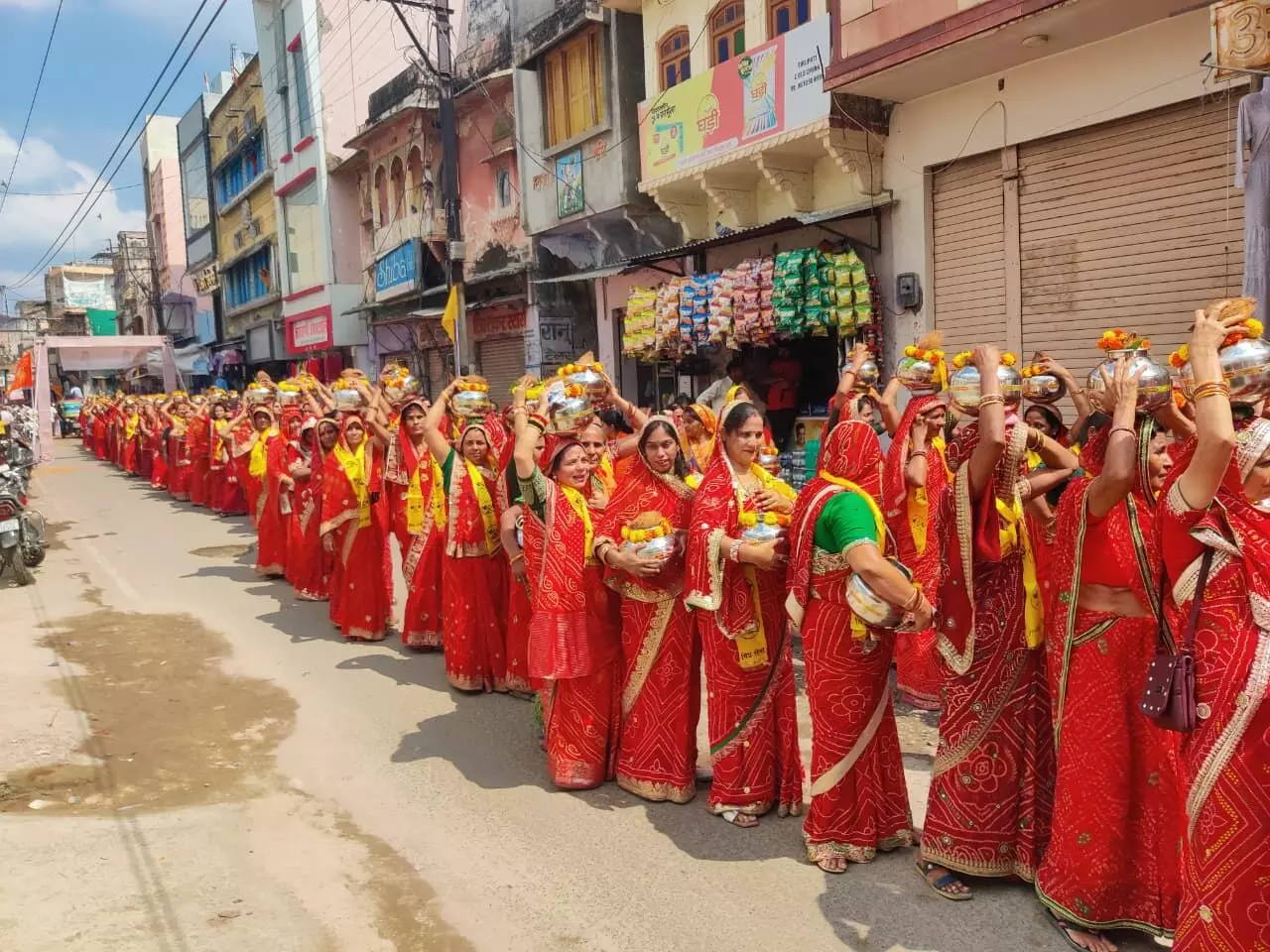 भगवान परशुराम की शोभायात्रा के साथ शुरू हुआ प्राण प्रतिष्ठा महोत्सव का समापन दिवस