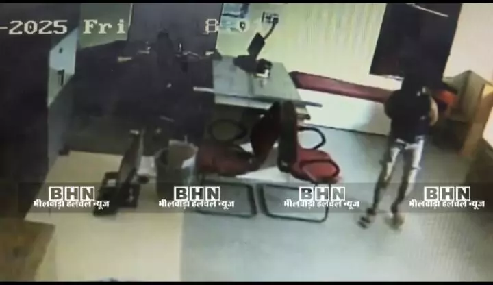 ग्रामीण बैंक शाखा में चोरों ने चोरी का किया प्रयास