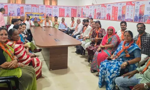 स्वदेशी वस्तुओं को अपनाने से लेकर प्रचार प्रसार द्वारा समाज में जागरूकता लायेगे