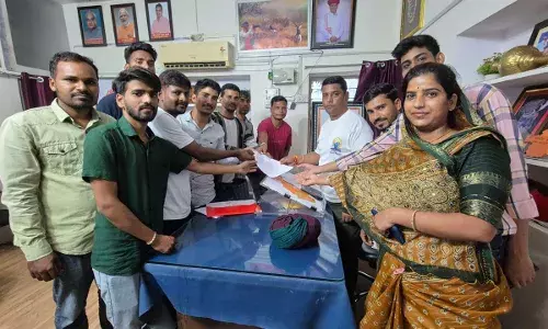 शाहपुरा ब्लॉक के अस्थाई योग प्रशिक्षकों ने मानदेय न मिलने पर विधायक और बीएमएचओ को ज्ञापन सौंपा शाहपुरा ब्लॉक के अस्थाई योग प्रशिक्षकों ने मानदेय न मिलने पर विधायक और बीएमएचओ को ज्ञापन सौंपा