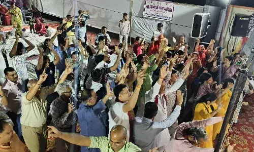 शरद पूर्णिमा पर निंबार्क आश्रम में अस्थमा की प्रसिद्ध दवाई का हुआ सफल वितरण