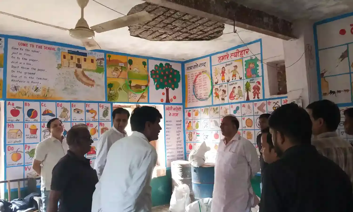 आंगनवाड़ी की छत का प्लास्टर गिरने से तीन वर्षीय बालिका चोटिल