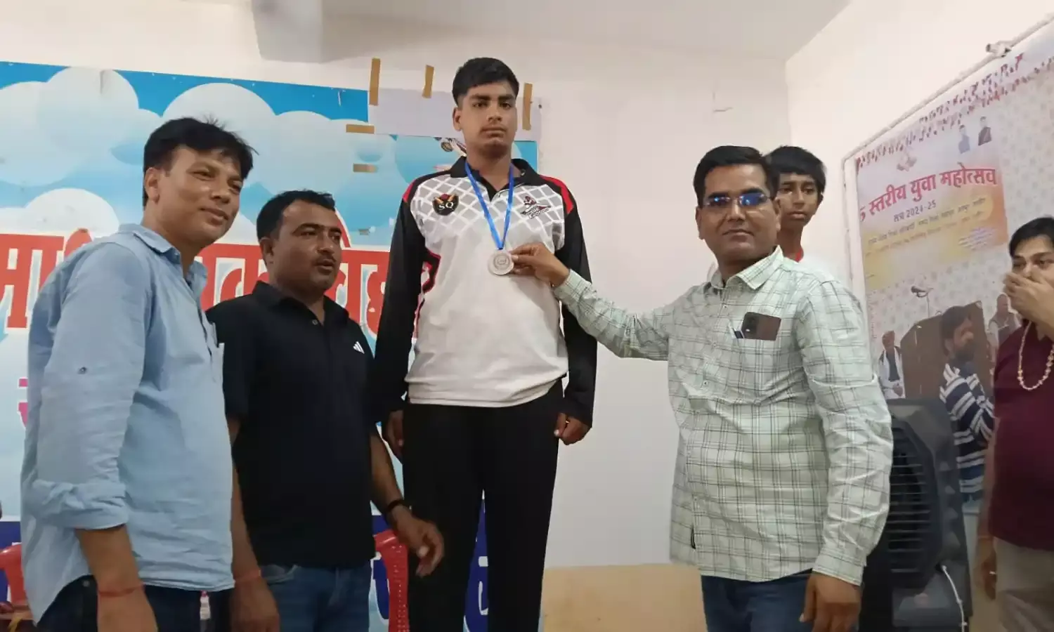 राणावत ने जीता सिल्वर मेडल राणावत ने जीता सिल्वर मेडल