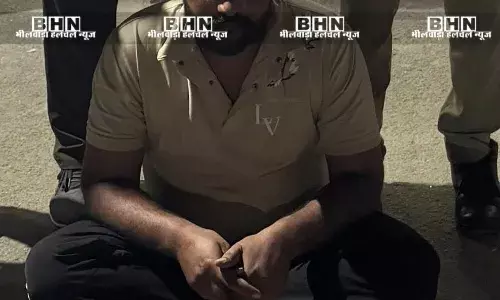 दो साल से फरार 15 हजार रुपये का इनामी अफीम तस्कर गिरफ्तार दो साल से फरार 15 हजार रुपये का इनामी अफीम तस्कर गिरफ्तार