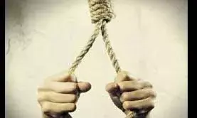 दो बच्चों के पिता ने फांसी लगाकर दी जान, स्कूल से लौटे बेटे की शव देखकर फूट पड़ी चीत्कार