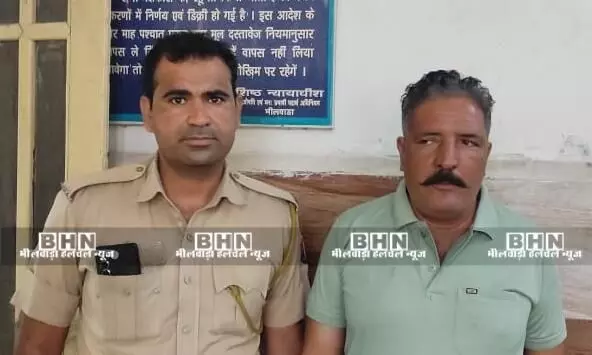 तस्कर तरसेम को तीन साल की कैद, तीस हजार रुपये का लगाया जुर्माना तस्कर तरसेम को तीन साल की कैद, तीस हजार रुपये का लगाया जुर्माना