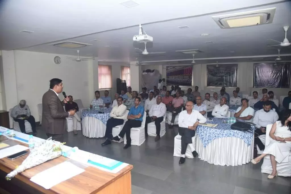 कार्बन क्रेडिट ट्रेडिंग योजना पर संगोष्ठी आयोजित कार्बन क्रेडिट ट्रेडिंग योजना पर संगोष्ठी आयोजित