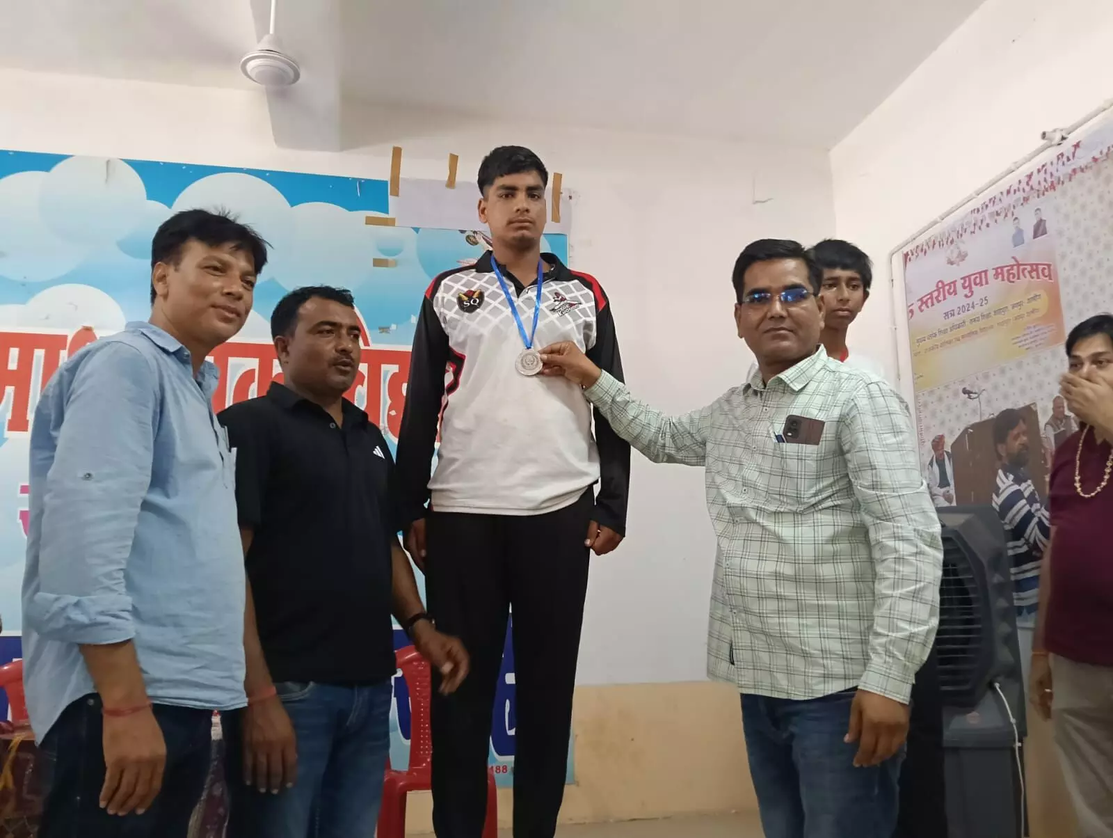 राणावत ने जीता सिल्वर मेडल राणावत ने जीता सिल्वर मेडल