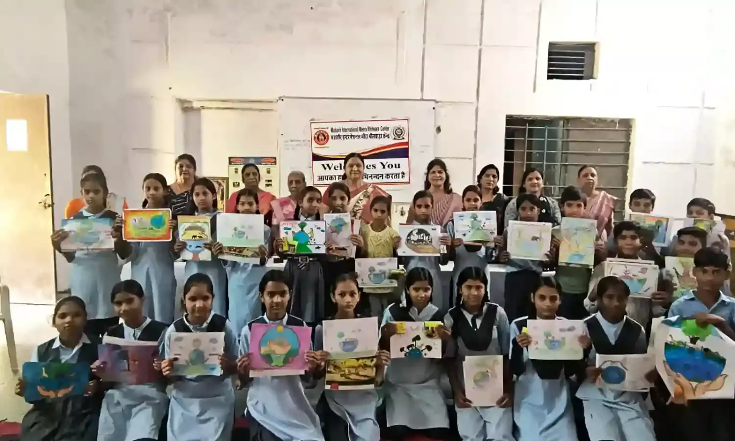 महावीर इंटरनेशनल मीरा केंद्र ने अंतर्राष्ट्रीय अहिंसा दिवस पर आयोजित की विशेष चित्रकला प्रतियोगिता