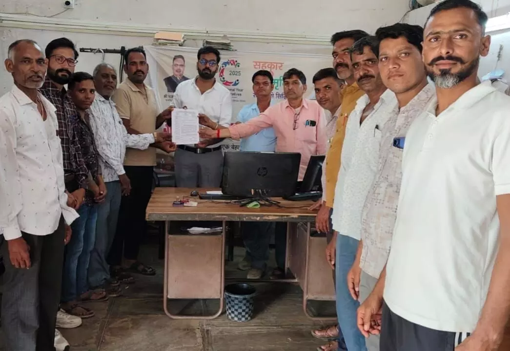 सेंट्रल को-ऑपरेटिव बैंक शाखा महुआ में ग्राहक संगोष्ठी का आयोजन सेंट्रल को-ऑपरेटिव बैंक शाखा महुआ में ग्राहक संगोष्ठी का आयोजन