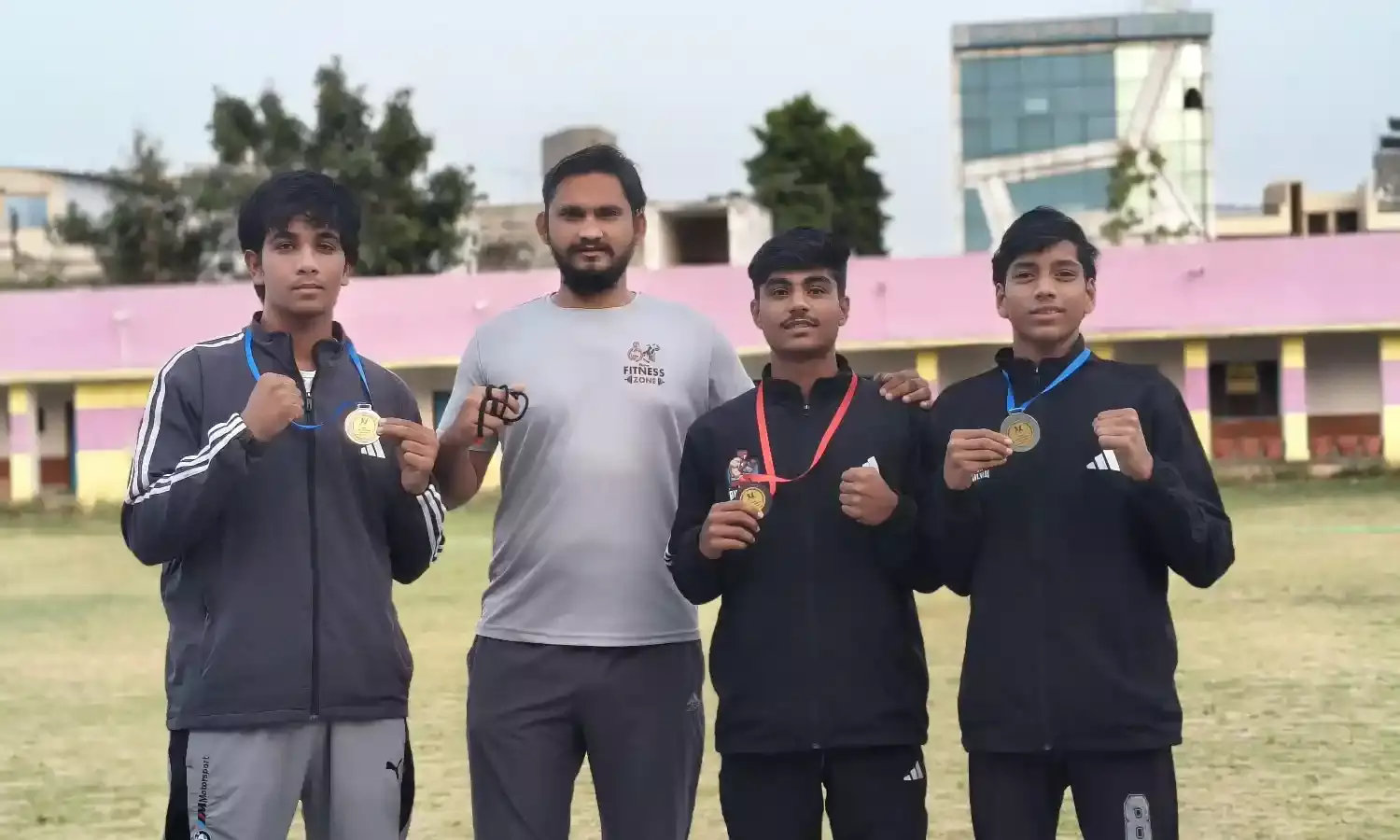 भीलवाड़ा के मुक्केबाजों ने राज्य सत्रिया प्रतियोगिता में रजत-कांस्य पदक जीते भीलवाड़ा के मुक्केबाजों ने राज्य सत्रिया प्रतियोगिता में रजत-कांस्य पदक जीते