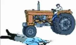 किसान की कुएं में गिरने और युवक की ट्रैक्टर की टक्कर से मौत