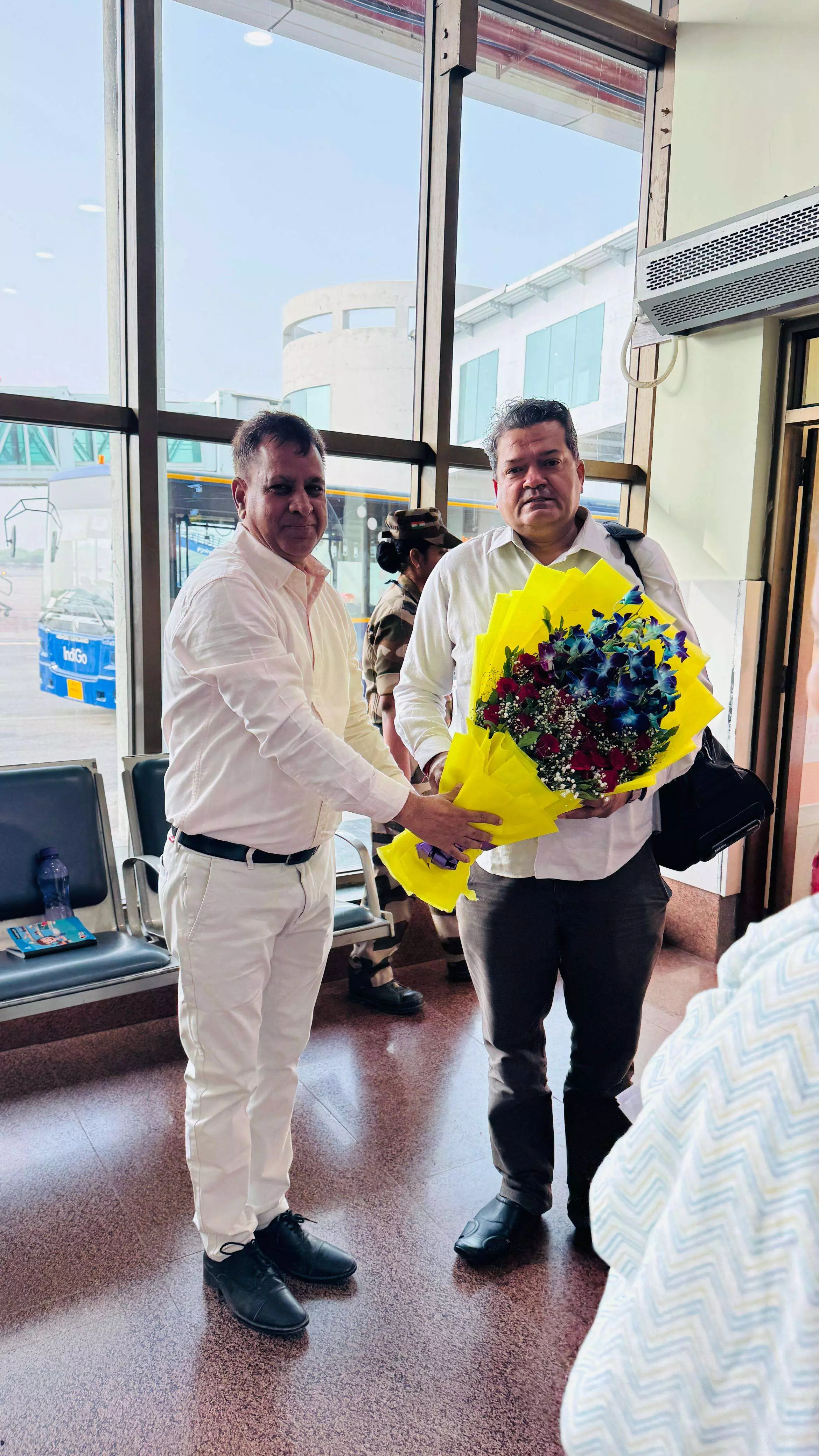 खाद्य एवं नागरिक आपूर्ति मंत्री उदयपुर पहुँचे खाद्य एवं नागरिक आपूर्ति मंत्री उदयपुर पहुँचे