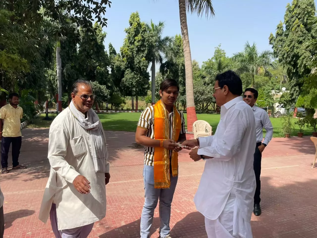 वेटलिफ्टिंग में चमके अर्जुनलाल माली ,पूर्व मंत्री आंजना ने किया सम्मानित