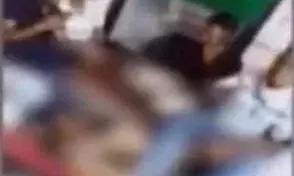 तिरंगे के नीचे शराब पार्टी करने वाला अधिकारी निलंबित, प्रशासन सख्त