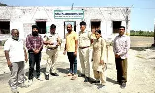 विद्यालय से निर्माण सामग्री चोरी