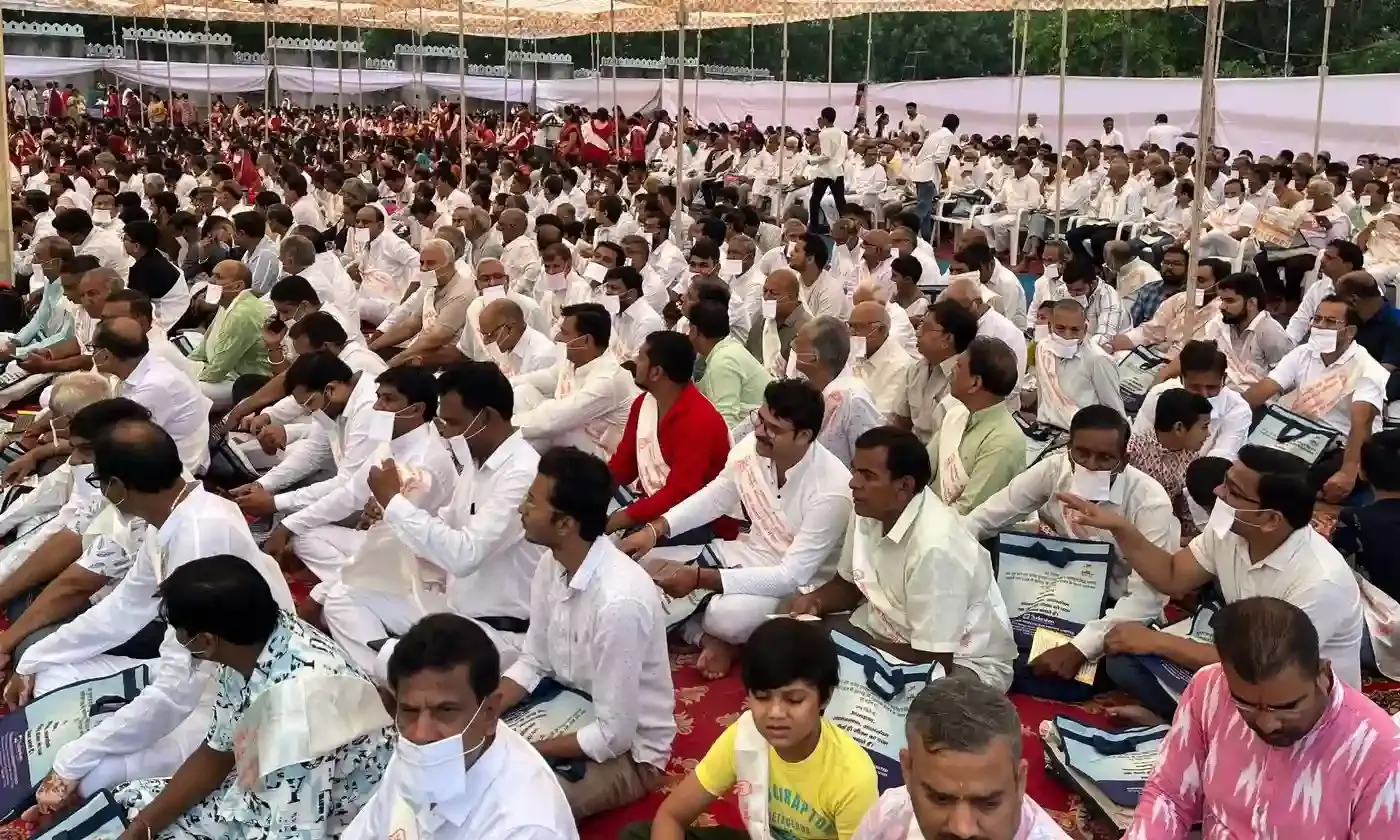 महावीर भवन में आचार्य महाराज की निश्रा में णमोत्थुणं मास्टर डिग्री अनुष्ठान का शुभारंभ