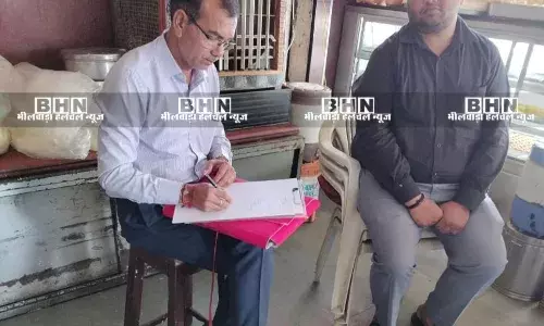 भीलवाड़ा में सोहन पपड़ी, मावे की बर्फी, खाद्य तेल के 5 नमूने लिये