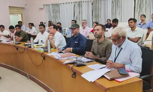 जनजाति समुदाय को शिक्षा, सुविधाएं और वनाधिकार पट्टों पर जोर