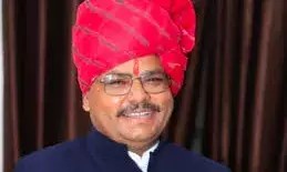 टिकट दिलाने के नाम पर प्रधान से ठगी